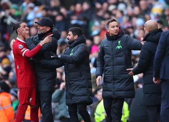 新球体育-林良锋：利物浦亮软肋，低效曼城没啃动