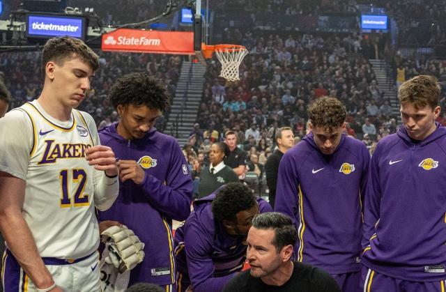 新球体育app-湖人连败暴露三大漏洞!板凳得分最差,防守倒数第5