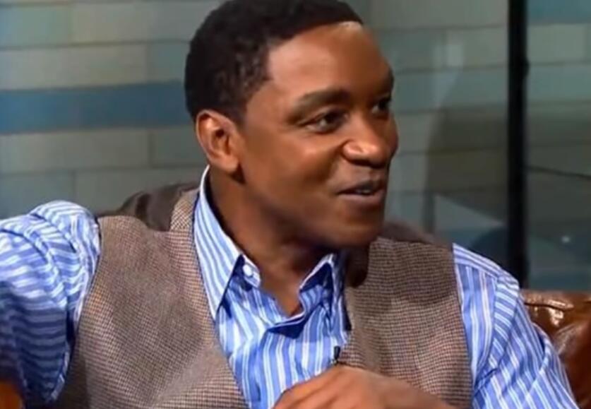 微笑刺客：小个子不是不能防而是球队没要求 不信你看热火米切尔