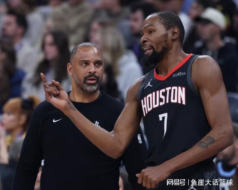 新球体育-火箭逆转！杜兰特33+8探花犯错，湖人弃将尽力，申京33+9全队第一